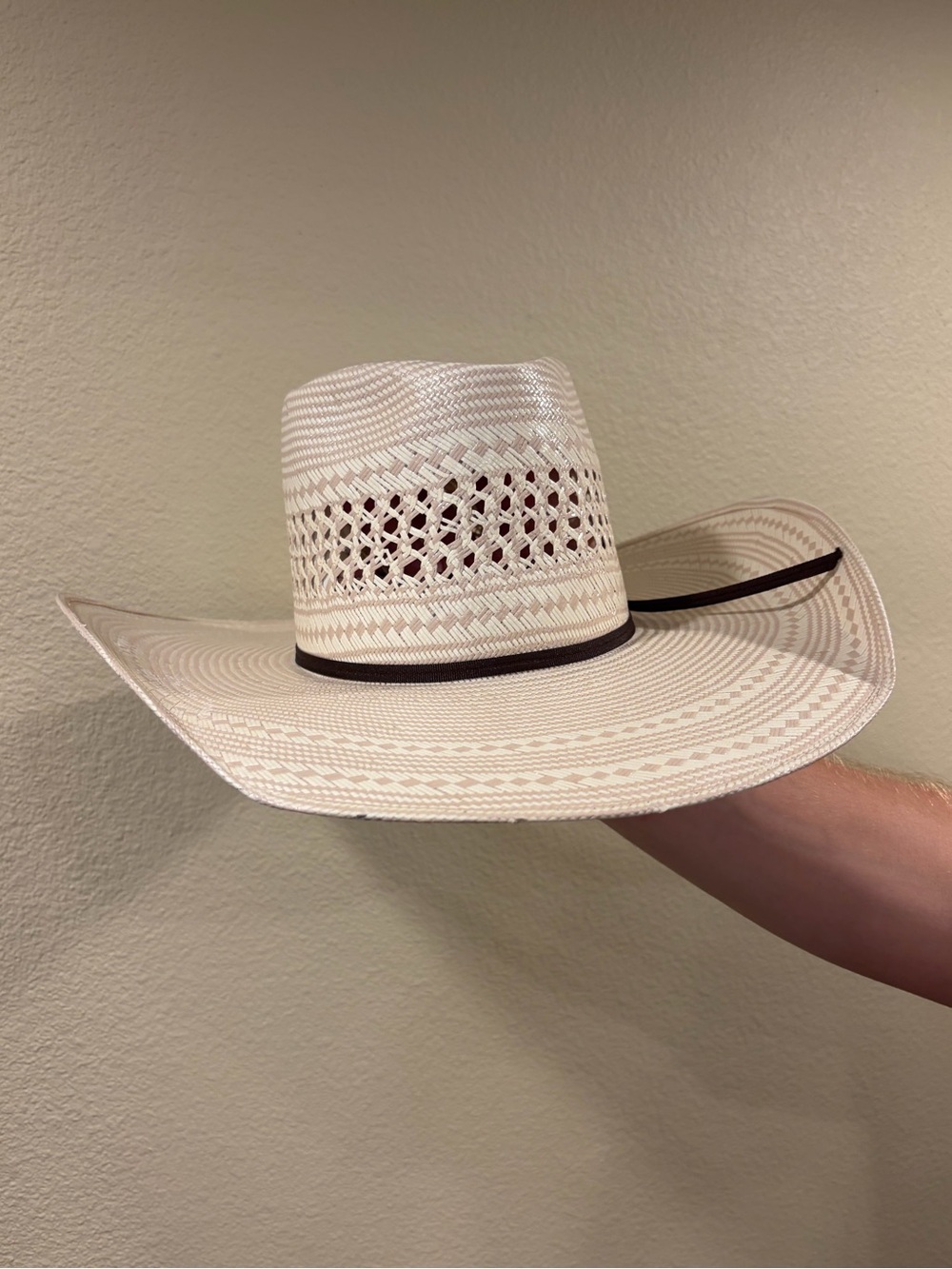 Twister Straw Cowboy Hat - Size 6 3/4